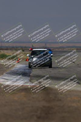 media/Sep-20-2025-Extreme Speed (Sat) [[1fcc23683c]]/Orange (Mid Intermediate)/Session 2 (Sunrise)/